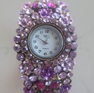 Purple Crystals Quartz Bracelet Watch